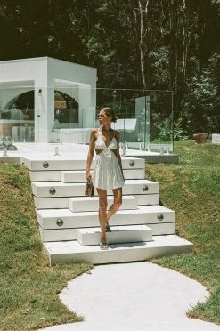 Izabella Dress - White -SABO™ Shop 1a3014ba b2d0 4bee a85e 20b6516c8550