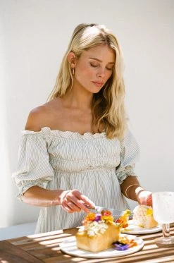 Blakely Off Shoulder Dress 15 Blakely Off Shoulder Dress -SABO™ Shop 225c7db4 f9e0 4bcb 894f 20d471e2c775