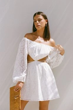 Naiya Off Shoulder Dress -SABO™ Shop 3ae0db72 d214 453e 80d4 32a2db2c357f