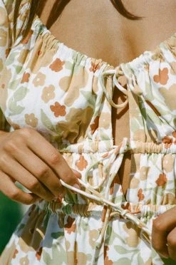 Tarika Dress - Floral -SABO™ Shop 3e16d74c 9c95 4df7 a2cc 669e12362a79