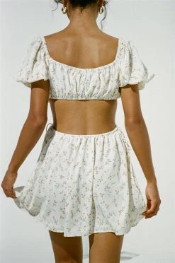 Kenny Cutout Dress 9 Kenny Cutout Dress -SABO™ Shop 4c55c0b3 60a8 4ef5 ba8c 3b7796ce5eb6