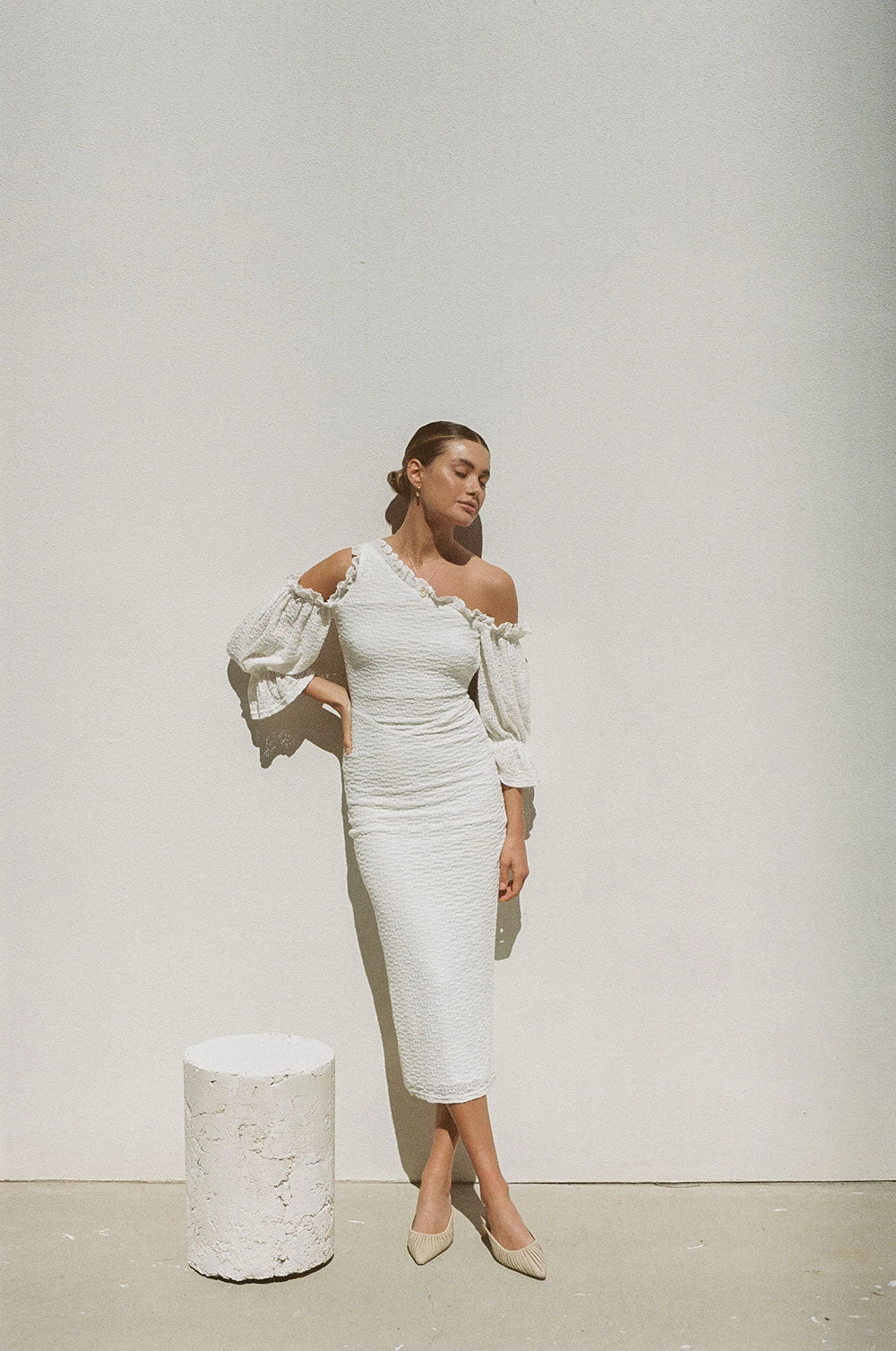 Aluer Backless Dress 4 Aluer Backless Dress - Image 2