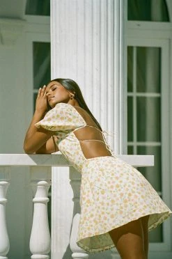 Backless Azari Dress 8 Backless Azari Dress -SABO™ Shop 7ab7ba64 db5d 44ba b8b7 8ad2363835df