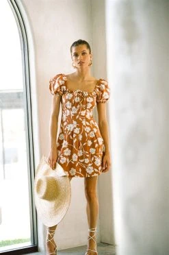 Lissia Dress 8 Lissia Dress -SABO™ Shop 9a77b110 3da4 4a47 861d 488c95a1f2bf