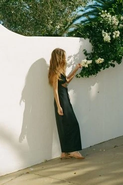 Charlina Midi Dress - Black -SABO™ Shop a480f432 07e7 4092 b4b1 c7e64d818933