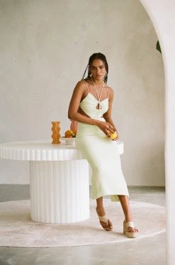 Fernanda Midi Dress -SABO™ Shop a5f88e1f 820a 4cc4 a0d8 cd8d4c7f3fe3