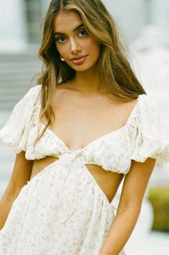 Eilish Dress - Buttercup 10 Eilish Dress - Buttercup -SABO™ Shop ce418916 b149 4dff b659 ae43325a5525