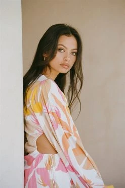 Zahlee Cutout Dress 9 Zahlee Cutout Dress -SABO™ Shop d04eaeb6 386c 4929 b1f6 857a6a4a868e