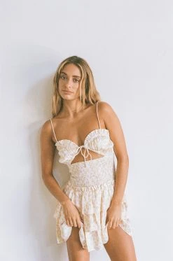 Londyn Dress -SABO™ Shop f4bb9e25 8c90 407d 9396 3724c3b5b81c