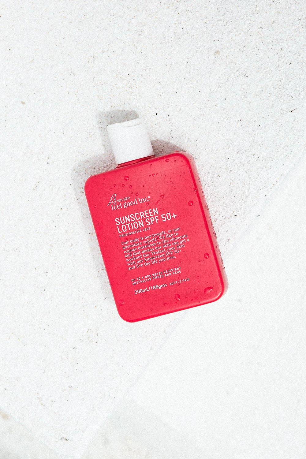 Signature Sunscreen 50+ 200ml 3 Signature Sunscreen 50+ 200ml